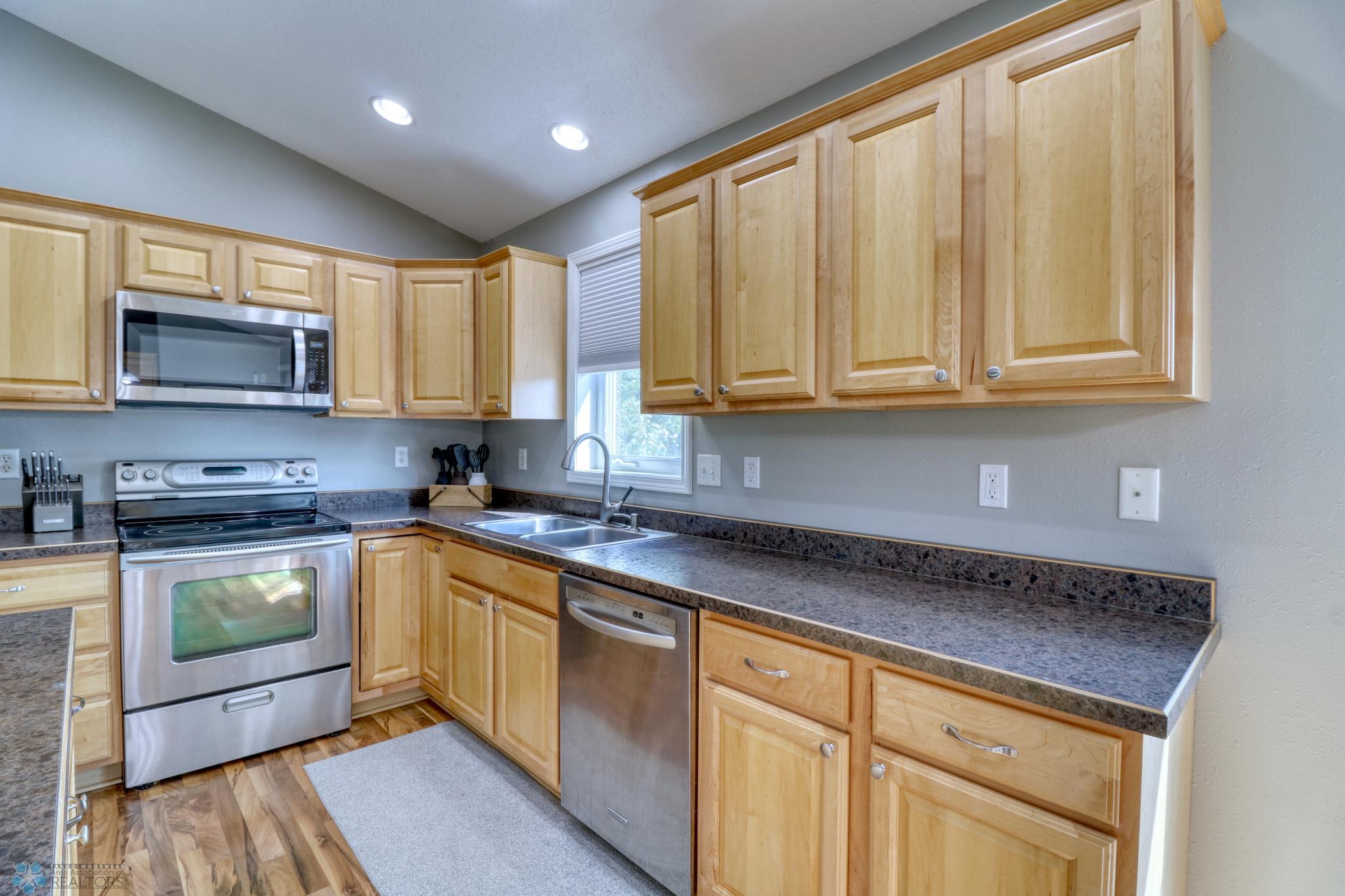 Kitchen1_5.jpg