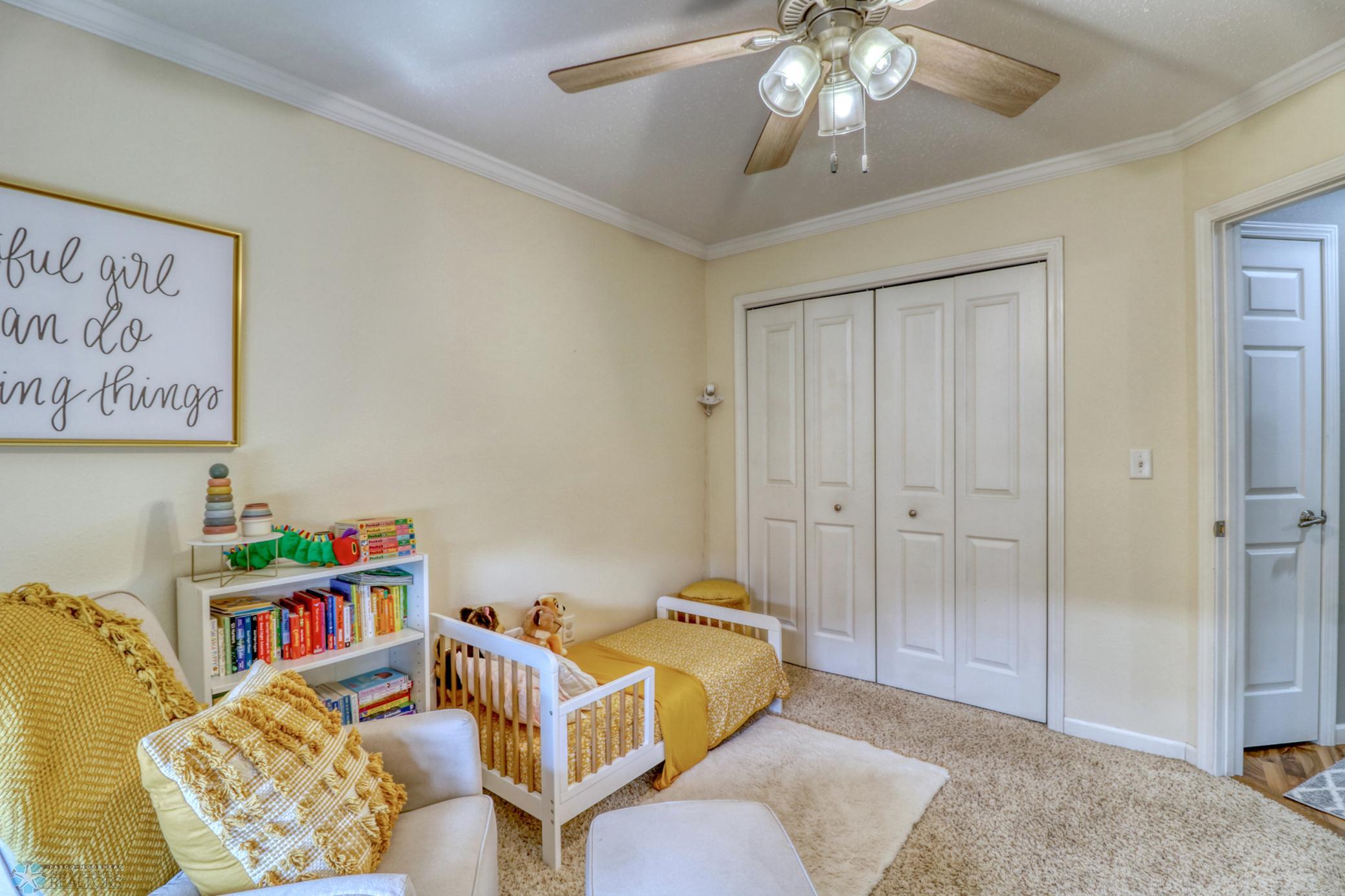 Bedroom1_2.jpg