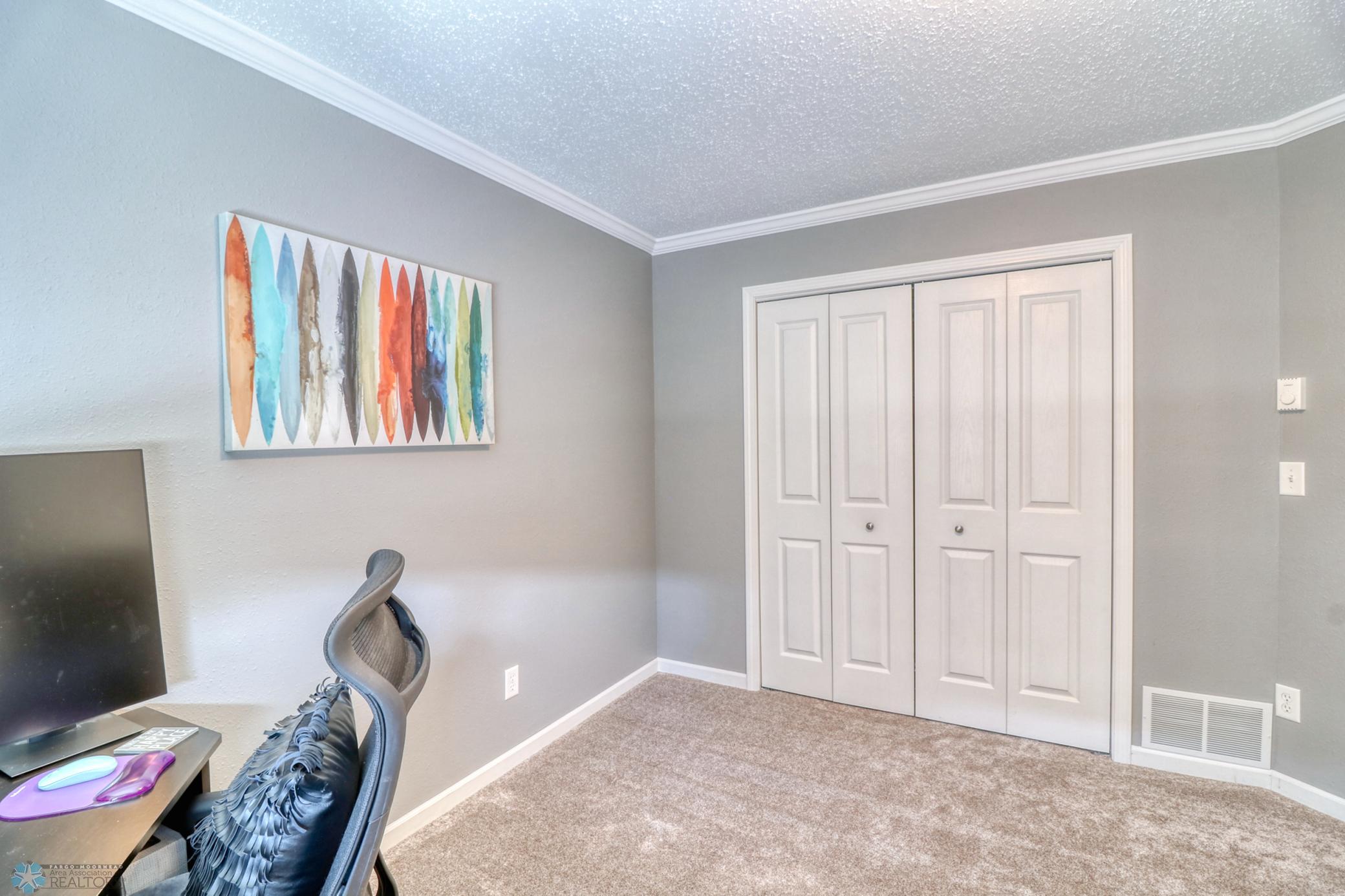 Basement Bedroom22.jpg