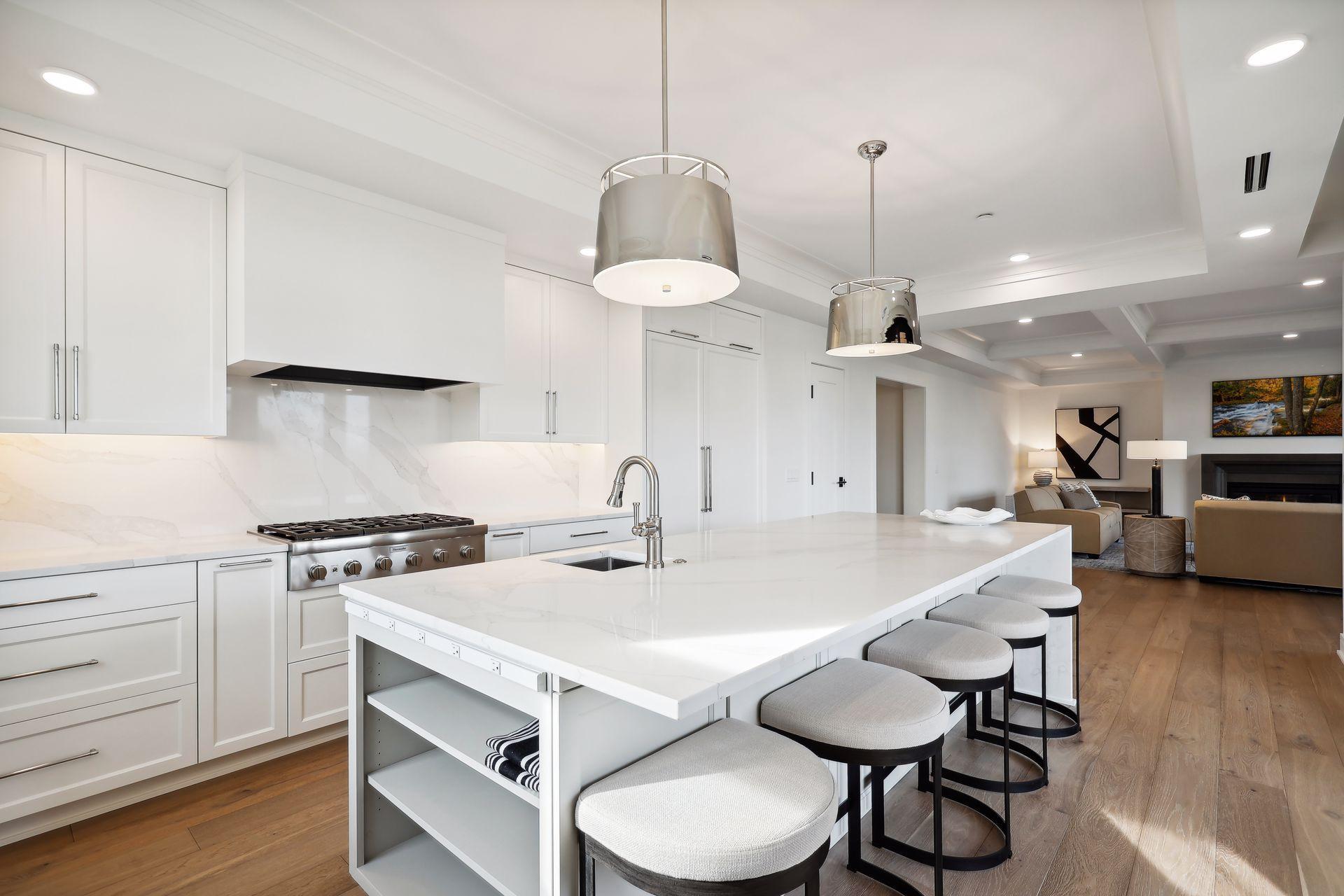The large center island is ideal for meal prep, entertaining, or grabbing a quick bite to eat