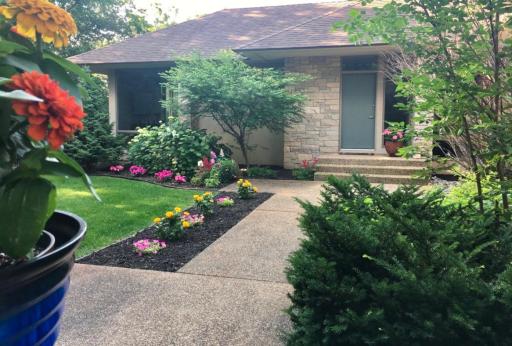 9741 Norway Hills Trail, Lakeville, MN 55044