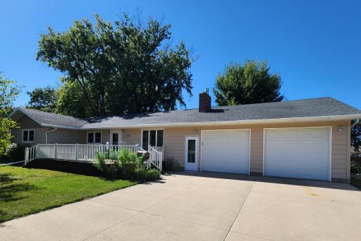 1104 6th Avenue SW, Pipestone, MN 56164