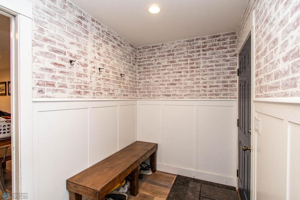 Garage Entrance/Laundry