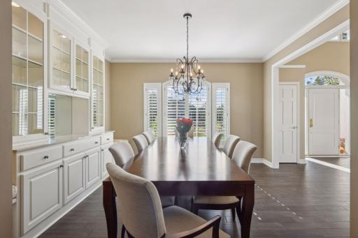 1 Southpointe Court, North Oaks, MN 55127