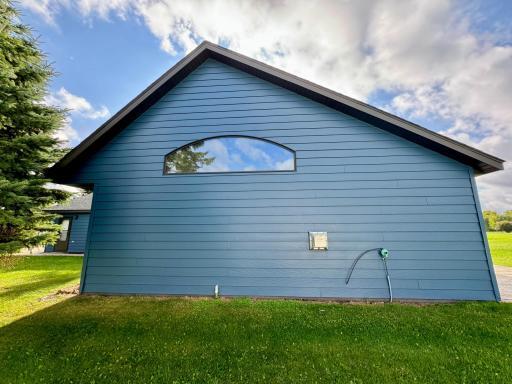 231 Oak Road, Warroad, MN 56763