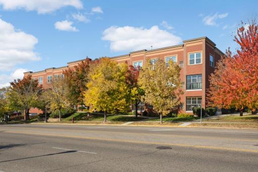 Photo for 1941 Ford Parkway, 207, Saint Paul, MN 55116 - listing #6605509 1941 Ford Parkway, 207, Saint Paul, MN 55116