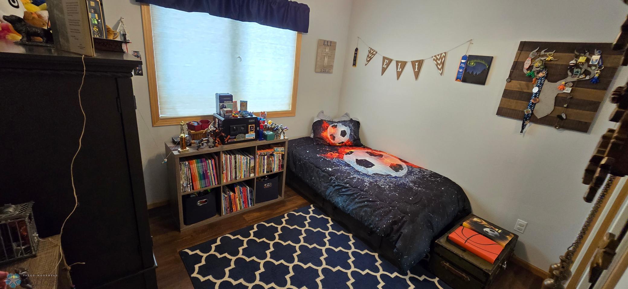 Upper bed 1