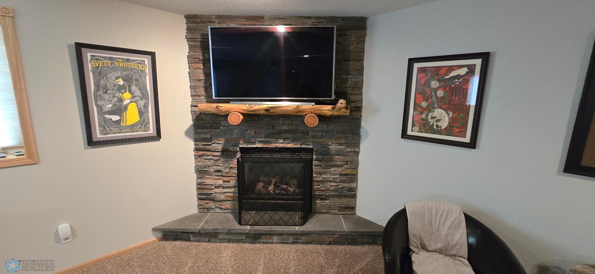 Family room gas fireplace