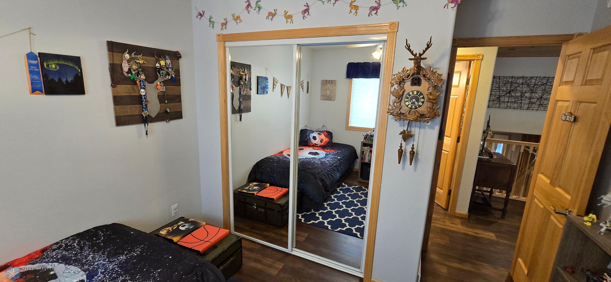 upper bed 1