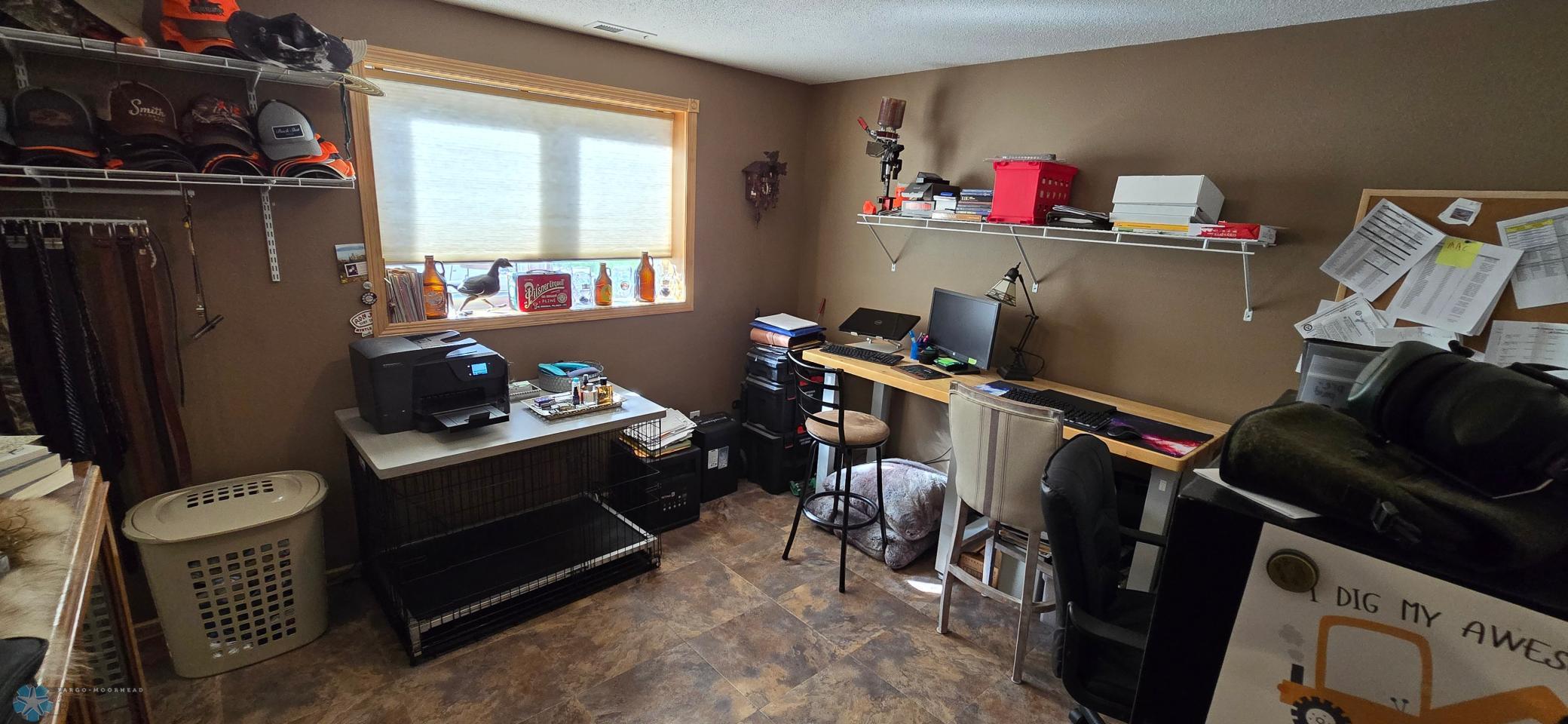 Lower Bed/Office 2