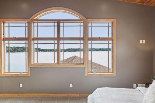1736 Shorewood Lane, Mound, MN 55364