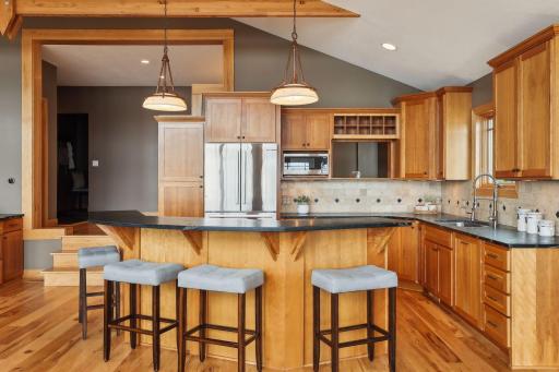 1736 Shorewood Lane, Mound, MN 55364