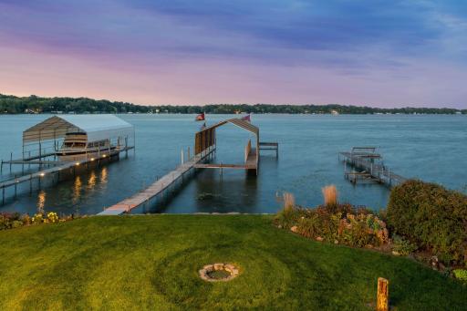 1736 Shorewood Lane, Mound, MN 55364