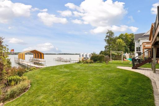 1736 Shorewood Lane, Mound, MN 55364