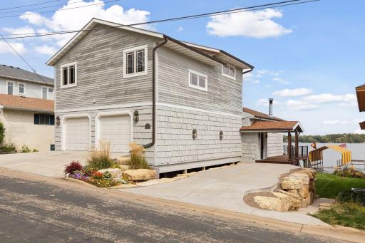 1736 Shorewood Lane, Mound, MN 55364