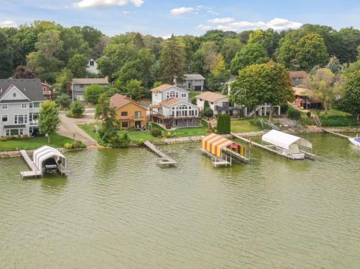 1736 Shorewood Lane, Mound, MN 55364