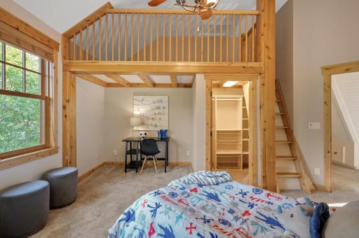 1001 Barbary Circle, Waconia, MN 55387