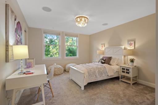 1001 Barbary Circle, Waconia, MN 55387