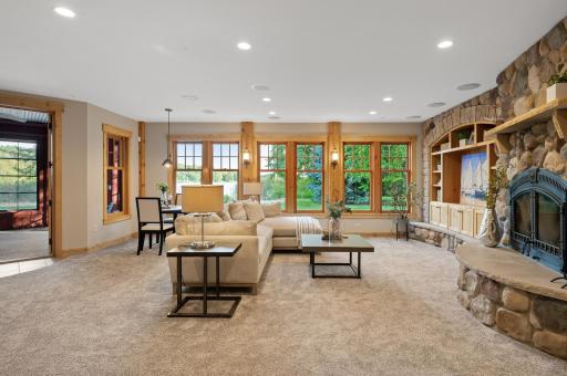 1001 Barbary Circle, Waconia, MN 55387