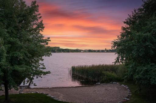1001 Barbary Circle, Waconia, MN 55387