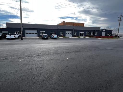 2253 US Highway 12, B1, Baldwin, WI 54002