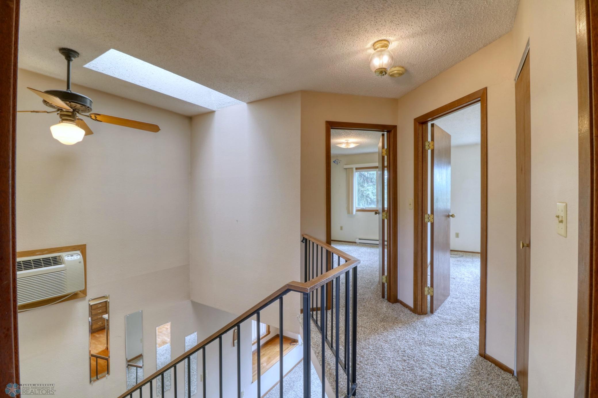 16Upstairs1_1.jpg