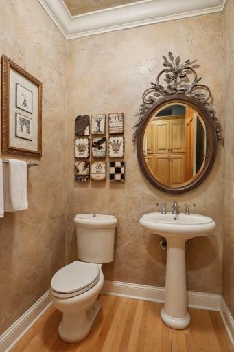 18803 Bearpath Trail, Eden Prairie, MN 55347