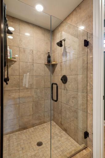 18803 Bearpath Trail, Eden Prairie, MN 55347