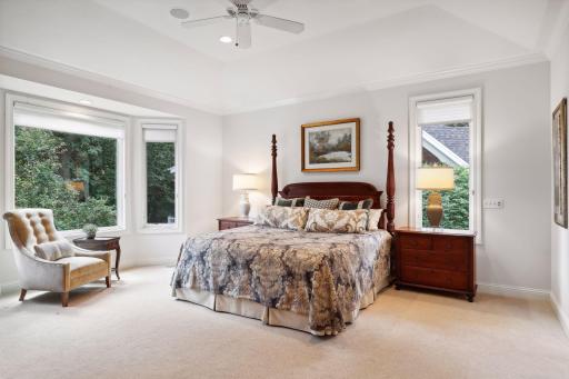 18803 Bearpath Trail, Eden Prairie, MN 55347