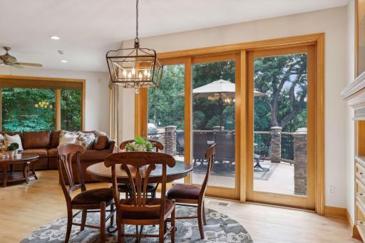 18803 Bearpath Trail, Eden Prairie, MN 55347