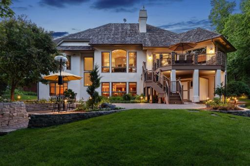 18803 Bearpath Trail, Eden Prairie, MN 55347
