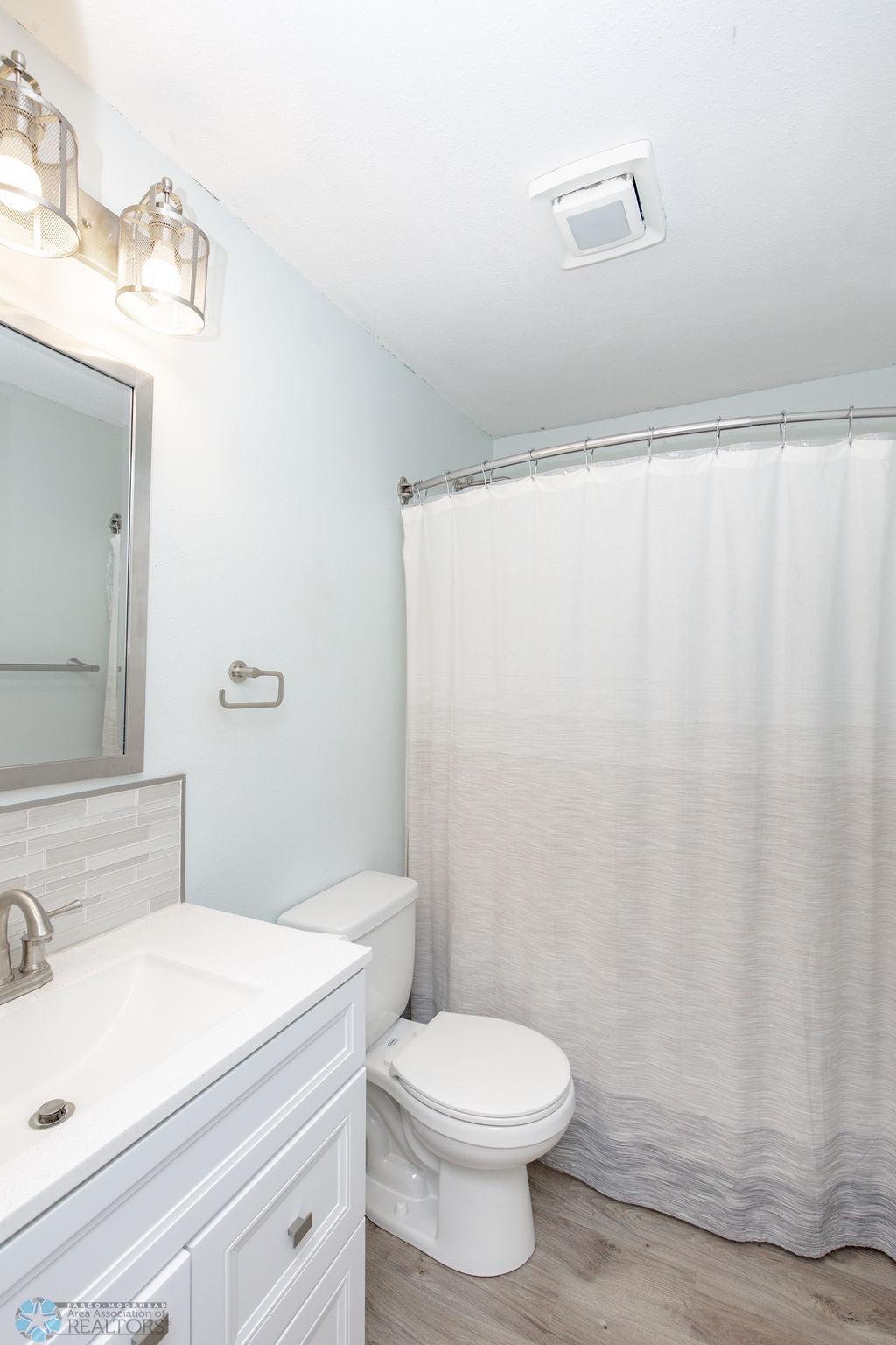 Bathroom 1- Full Bath