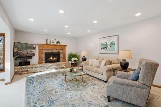 6209 Saint Albans Circle, Edina, MN 55439