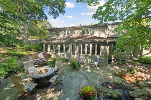 6209 Saint Albans Circle, Edina, MN 55439