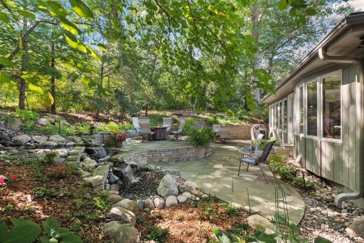 6209 Saint Albans Circle, Edina, MN 55439