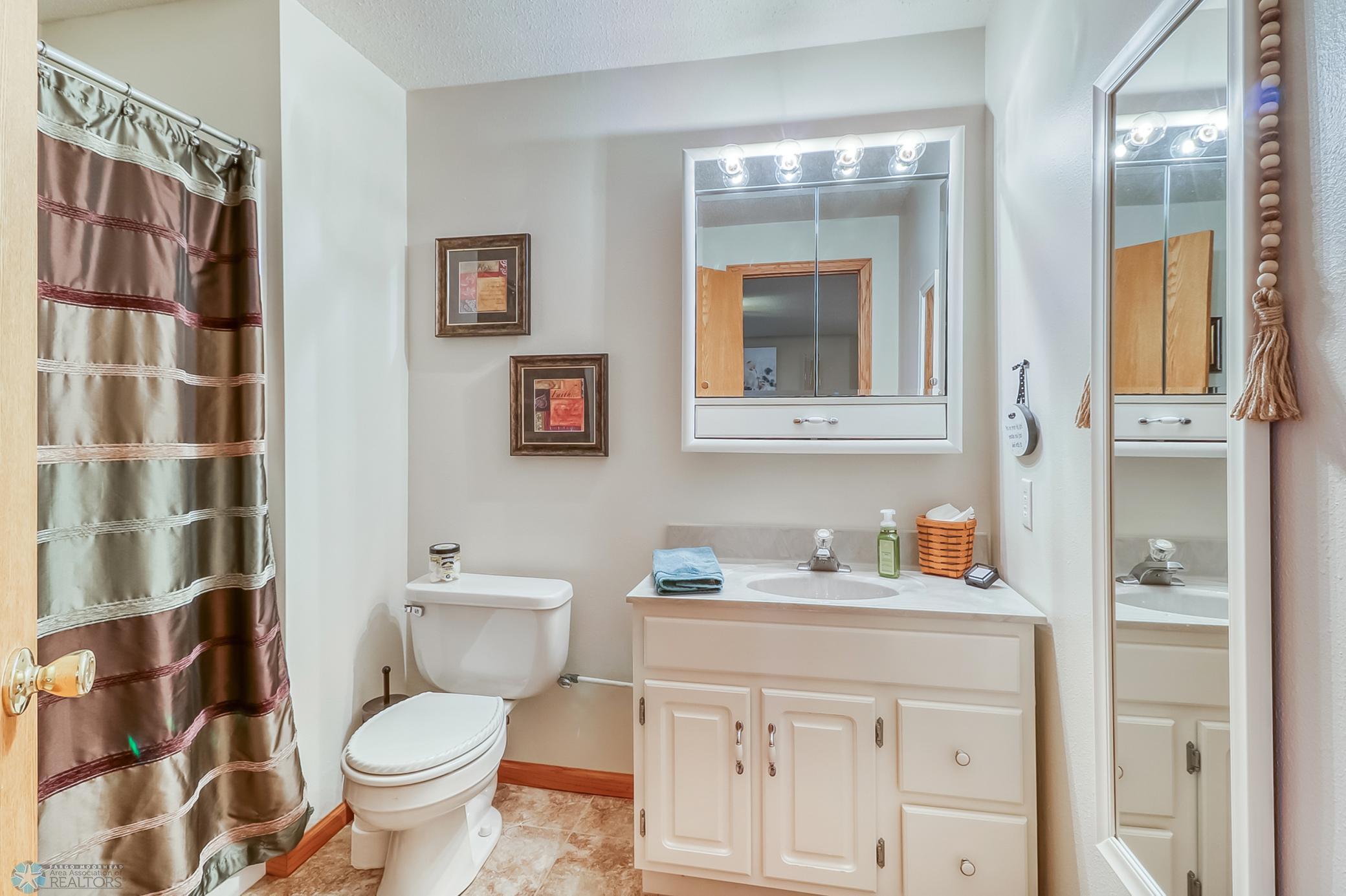 Basement Bathroom1_1.jpg