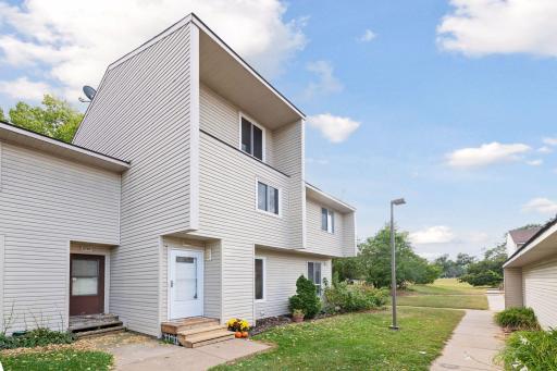 Photo for 5709 80th Avenue N, Brooklyn Park, MN 55443 - listing #6607555 5709 80th Avenue N, Brooklyn Park, MN 55443