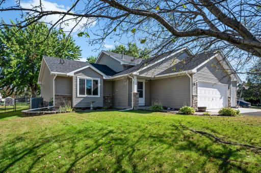 Photo for 8724 Queens Gardens, Minneapolis, MN 55443 - listing #6607738 8724 Queens Gardens, Minneapolis, MN 55443