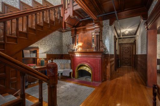 325 Dayton Avenue, Saint Paul, MN 55102