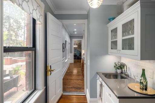 325 Dayton Avenue, Saint Paul, MN 55102