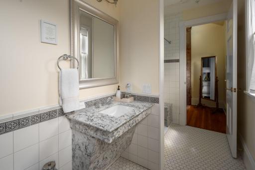 325 Dayton Avenue, Saint Paul, MN 55102