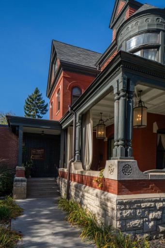 325 Dayton Avenue, Saint Paul, MN 55102