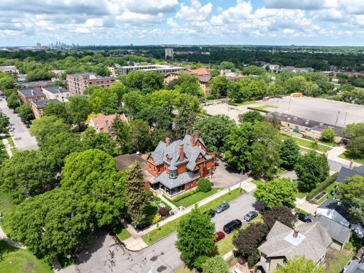 325 Dayton Avenue, Saint Paul, MN 55102