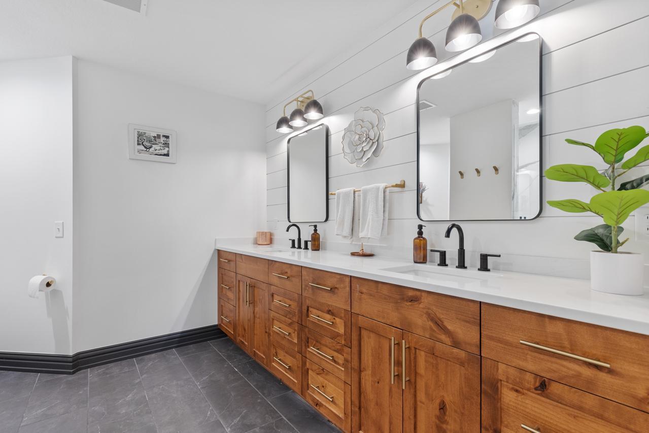 Primary Ensuite Bath with Double Sinks