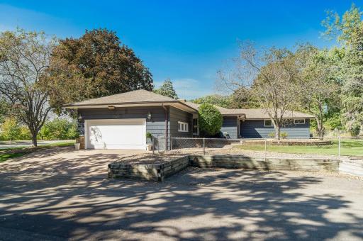 1744 Mississippi River Boulevard S, Saint Paul, MN 55116