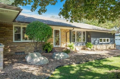 1744 Mississippi River Boulevard S, Saint Paul, MN 55116
