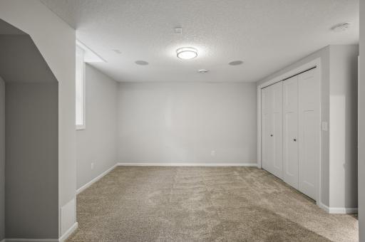 1744 Mississippi River Boulevard S, Saint Paul, MN 55116