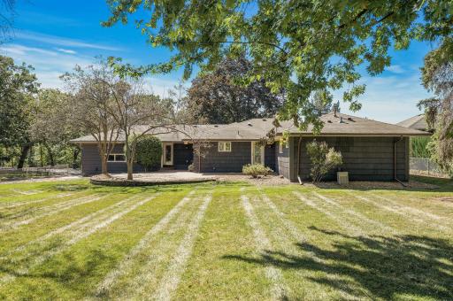 1744 Mississippi River Boulevard S, Saint Paul, MN 55116