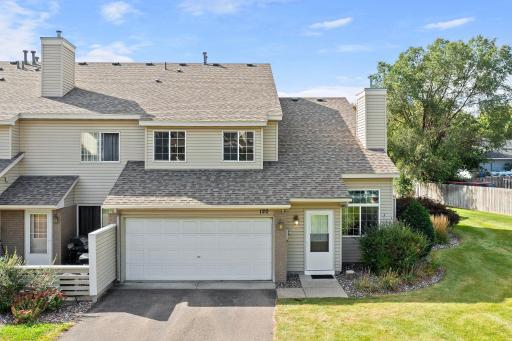 4-web-or-mls-13171_Meadowood_Curve_NW_120-3.jpg