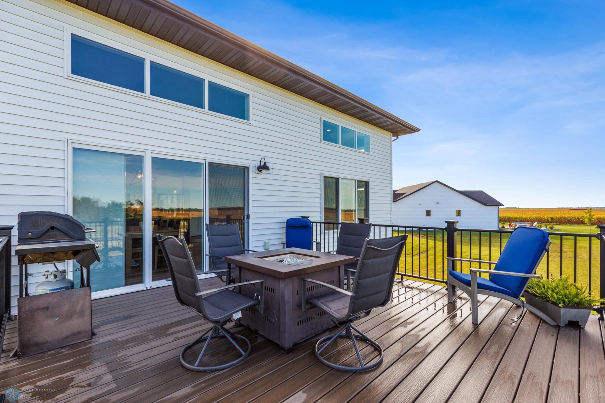 Deck to House